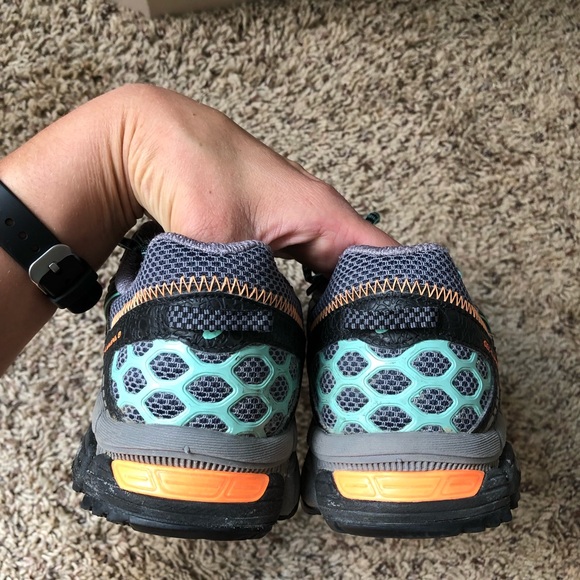 ASICS Running Shoes - Picture 4 of 4